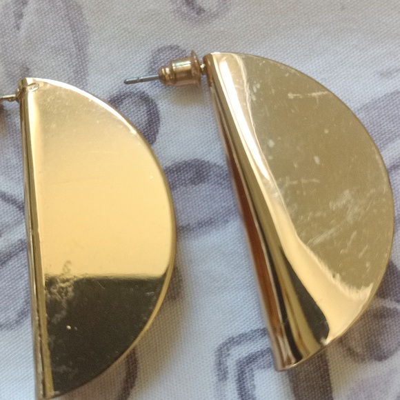 8 Earrings with cool designs, few with imperfections - Take them all for $14 - Picture 12 of 12